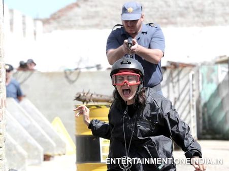 Khatron Ke Khiladi 5: Deana Tased And Dragged By Chopper Before Eliminated