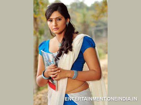 Photos: Kannada Actresses In Half Saree