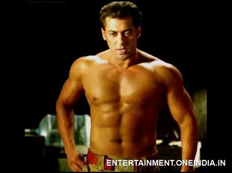 Memorable Shirtless Moments Of Salman Khan