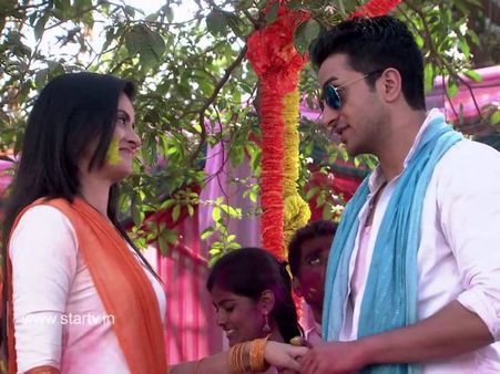 Yeh Hai Mohabbatein: 14th May; Mihika And Mihir's Engagements On The Same Day!