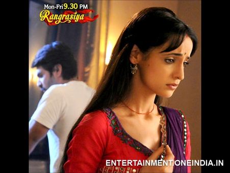 Rangrasiya: 15th May; Will Rudra Tell Paro The Truth About His Past With Laila?