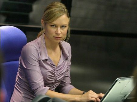 Political Commentary On Real Events Made 24 Work: Mary Lynn Rajskub