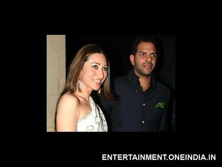 Karisma Kapoor's Estranged Hubby Seeks Custody Of Kids!