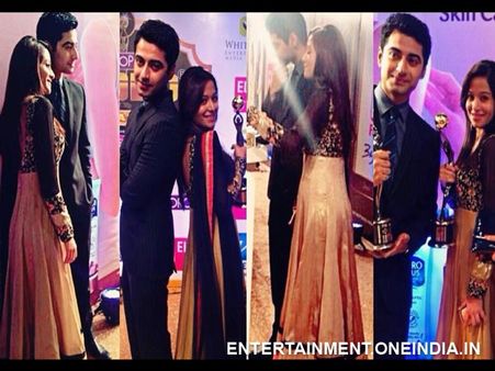 Zee Gold Awards 2014: Beintehaa's Harshad Arora And Preetika Rao With The Golden Lady!