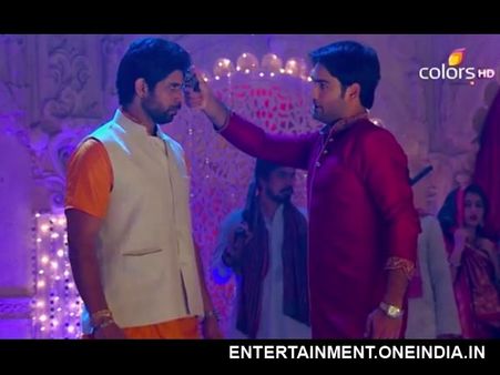 Madhubala - Ek Ishq Ek Junoon: 22nd May; Raja Punishes Bhanu For Forcing Madhu To Dance (Pics)