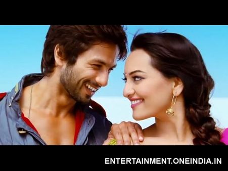 Shahid Sets A Lonely Drive With Birthday Girl Sonakshi?
