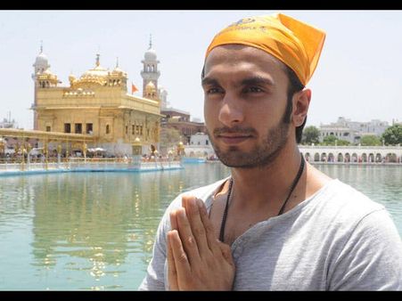 Rare Pics: Bollywood Star's Special Visit To Temples