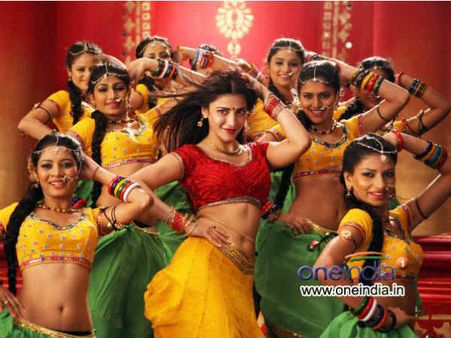Shruti Hassan Doing Item Song For Mahesh Babu's Aagadu