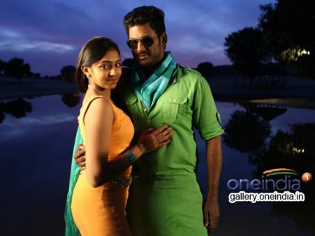 Indrudu - Movie Review: Keeps You Awake