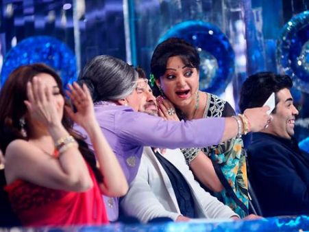 Pic: Comedy Nights' Dadi Kissed Maksim Chmerkovskiy, Scandalised Him!