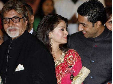 Romantic Pics Of Aishwarya Rai And Abhishek Bachchan