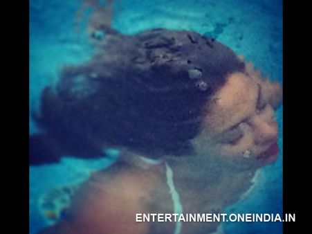 View Pic: Priyanka Chopra Gets Poetic Under Water