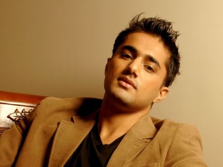 Splitsvilla Winner Vishal Karwal To Play Villain In Rangrasiya?