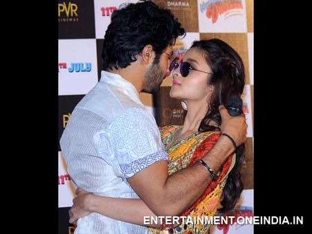 Cosy Pics Of Varun Dhawan And Alia Bhatt