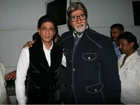Shahrukh Wishes Goodluck To Amitabh For Yudh