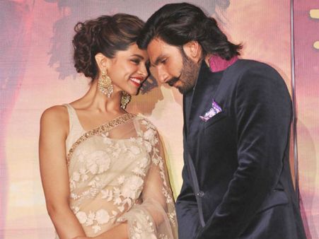 A Surprise Visit, Deepika's Birthday Gift To Ranveer Singh