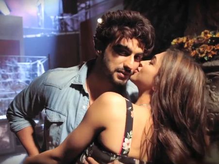 Finding Fanny Cast Release A Candid Video Before Trailer