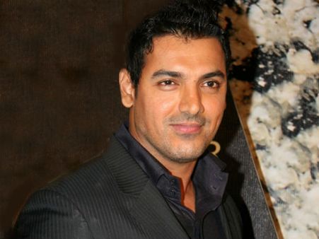 John Abraham To Romance Aishwarya In Jazbaa
