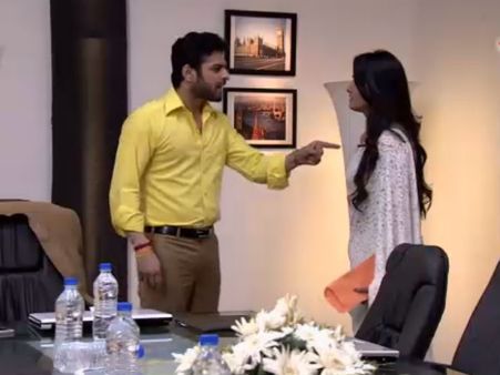 Yeh Hai Mohabbatein: 9th July; Adi Caused Accident, Ishita Overhears Raman Saying This? (Photos)