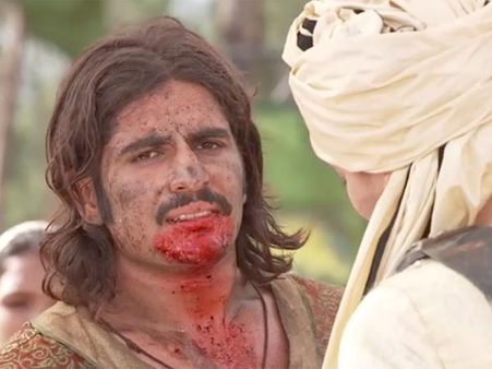 Jodha Akbar: Rukhaiya Salutes Jodha When Jalal Returns To Haram (17th July-Photos)