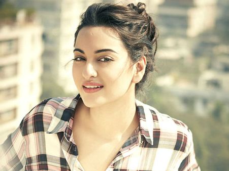 Not Signed Sonakshi For Next, Says Director Motwani