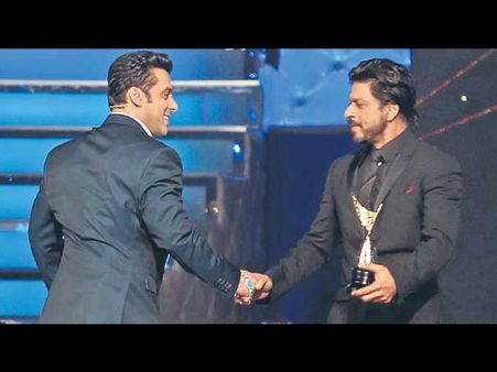 Wanted! SRK, Salman As Friends!