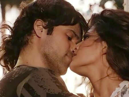 Actresses Who Kissed Emraan Hashmi On-Screen