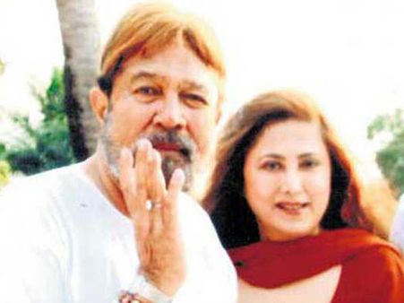 HC Stays Order To Hand Over Rajesh Khanna Will To Anita Advani