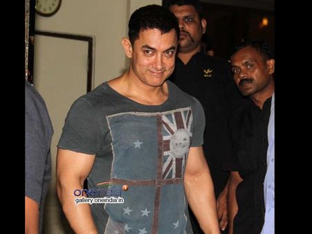 SPOTTED: Aamir Khan, Rajkumar Hirani, Siddharth Roy Kapur
