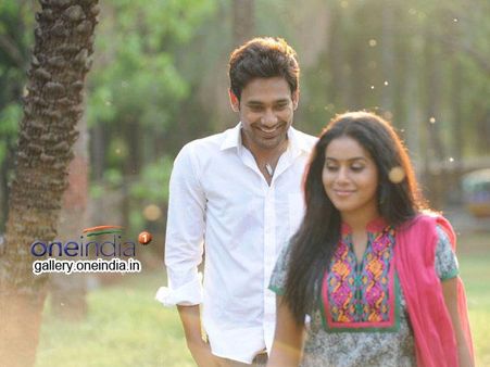 Nuvvala Nenila - Movie Review