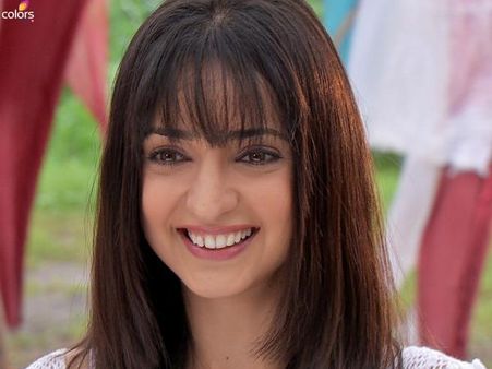 Rangrasiya: Myra Becomes More Involved With The Ranawat Family ( 11th August)