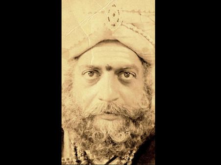 Prakash Raj Reveals His Look In Rudhramadevi