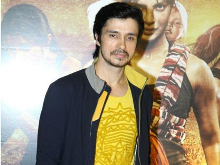 Darshan Kumar Excited To Romance Priyanka, Anushka