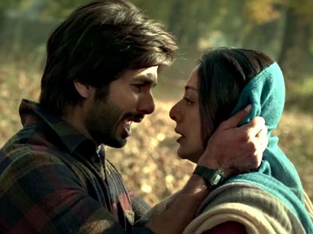 Watch Video: Haider Behind The Scenes