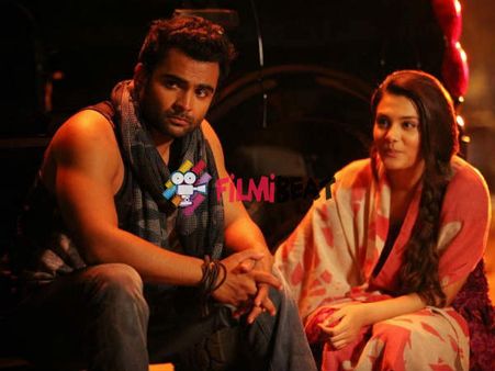 Nee Jathaga Nenundali - Movie Review