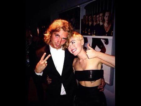MTV VMAs: Miley Cyrus Takes Jessie, A Homeless Guy As Her Date