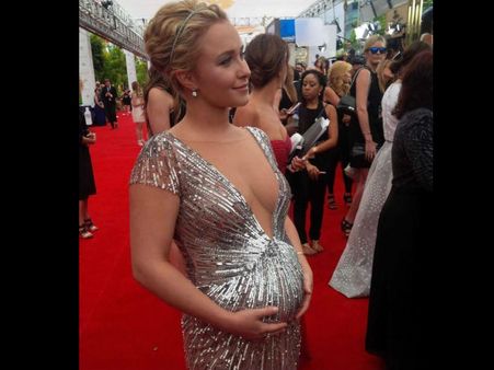 Pregnant Hayden Panettiere Reveals Baby Gender At Emmys