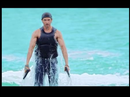 Hrithik Roshan's Stunt In 'Bang Bang' Inspires Akshay Kumar