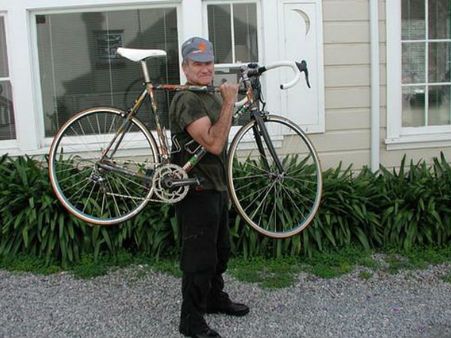 Robin Williams Sold His Pegoretti At Charity Before Death