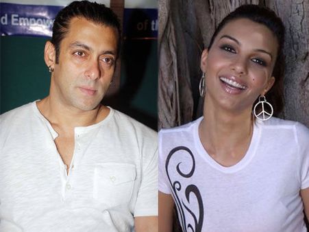 Salman Khan All Set to Meet His EX Somy Ali!