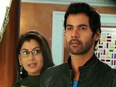 Kumkum Bhagya: Purab Comes To Know About Aaliya’s Plan