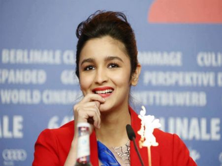 Alia Bhatt Super Excited To Start Shooting For Shandaar!