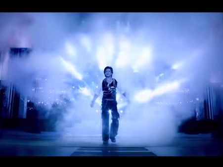 Shahrukh Khan Gets Into Action For SLAM The Tour