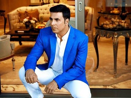 Bollywood Celebs Celebrate Akshay Kumar's Birthday