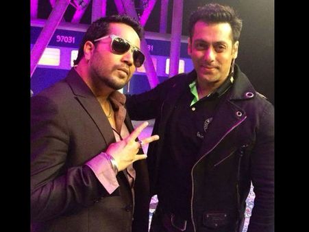Mika Singh Dares To Compare Himself With Salman Khan