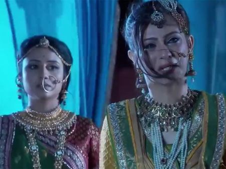 Jodha Akbar: Will Jodha Give A Child To Rukhaiya?