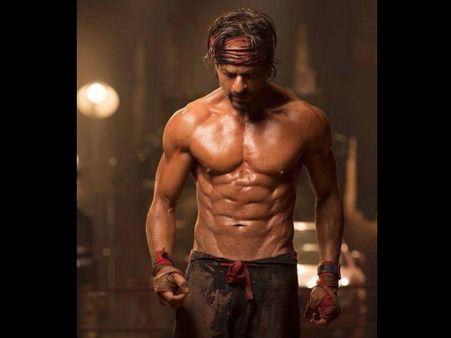 Two Ladies Motivated Shahrukh Khan To Achieve 8 Pack Abs