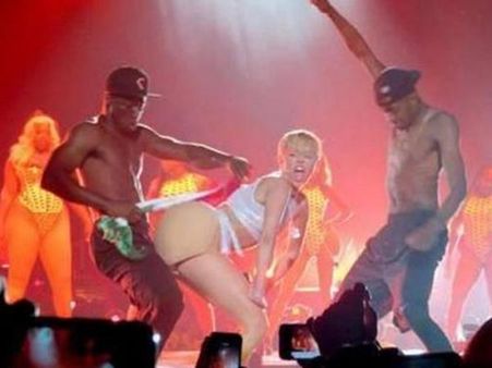 Miley Cyrus In Trouble For Using Mexican Flag Inappropriately
