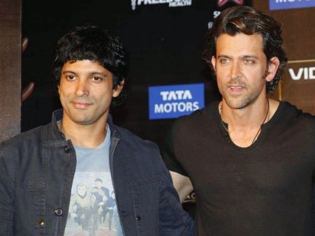 Hrithik Roshan's Unthinkable Dare To Farhan Akhtar!