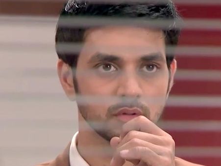 Meri Aashiqui Tum Se Hi: Logic Fails Ranveer, Still Loves Ishaani!